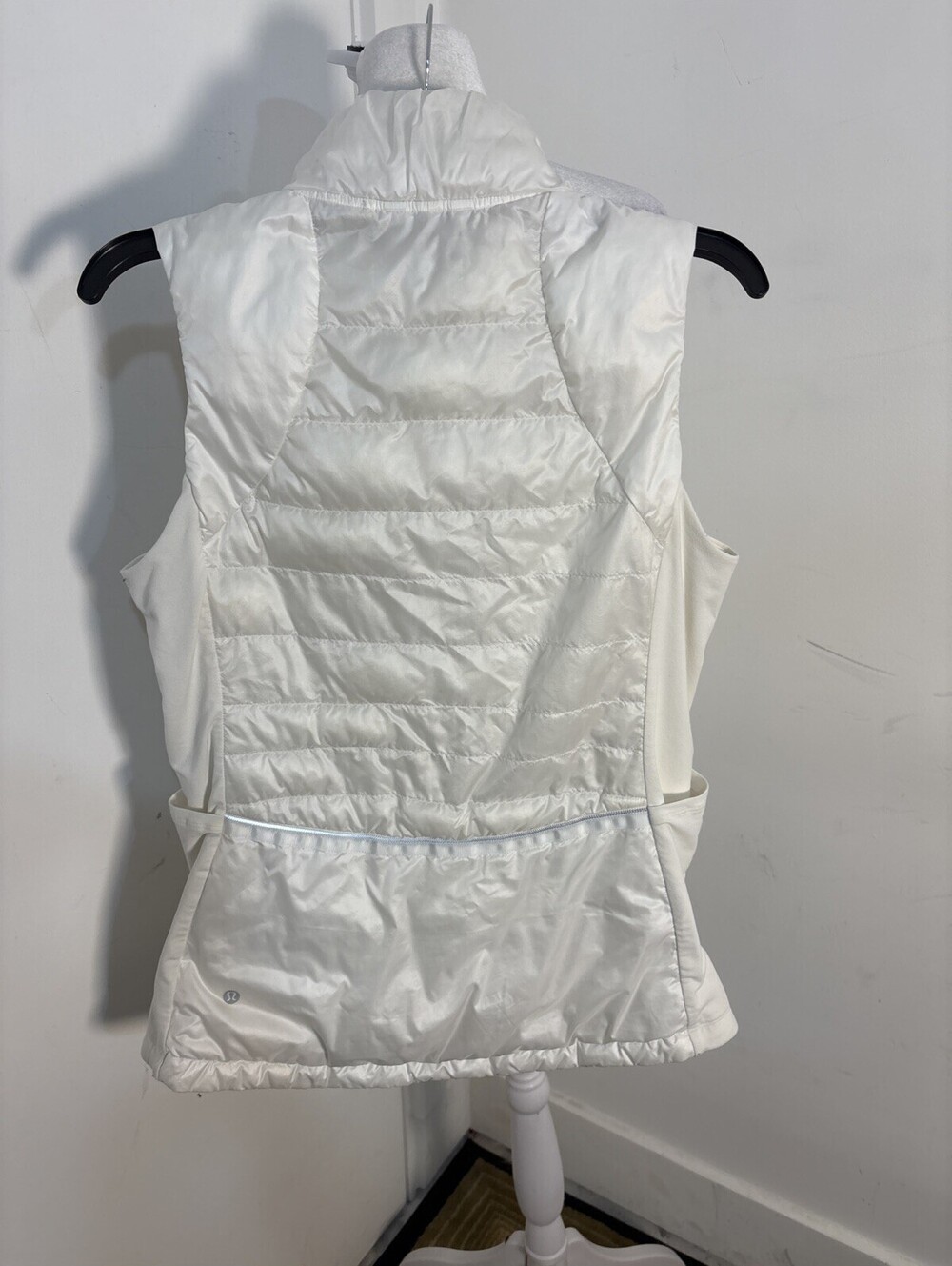 Lululemon Down For A Run Vest II White Goose Down Puffer Vest Size 12 - Picture 7 of 15